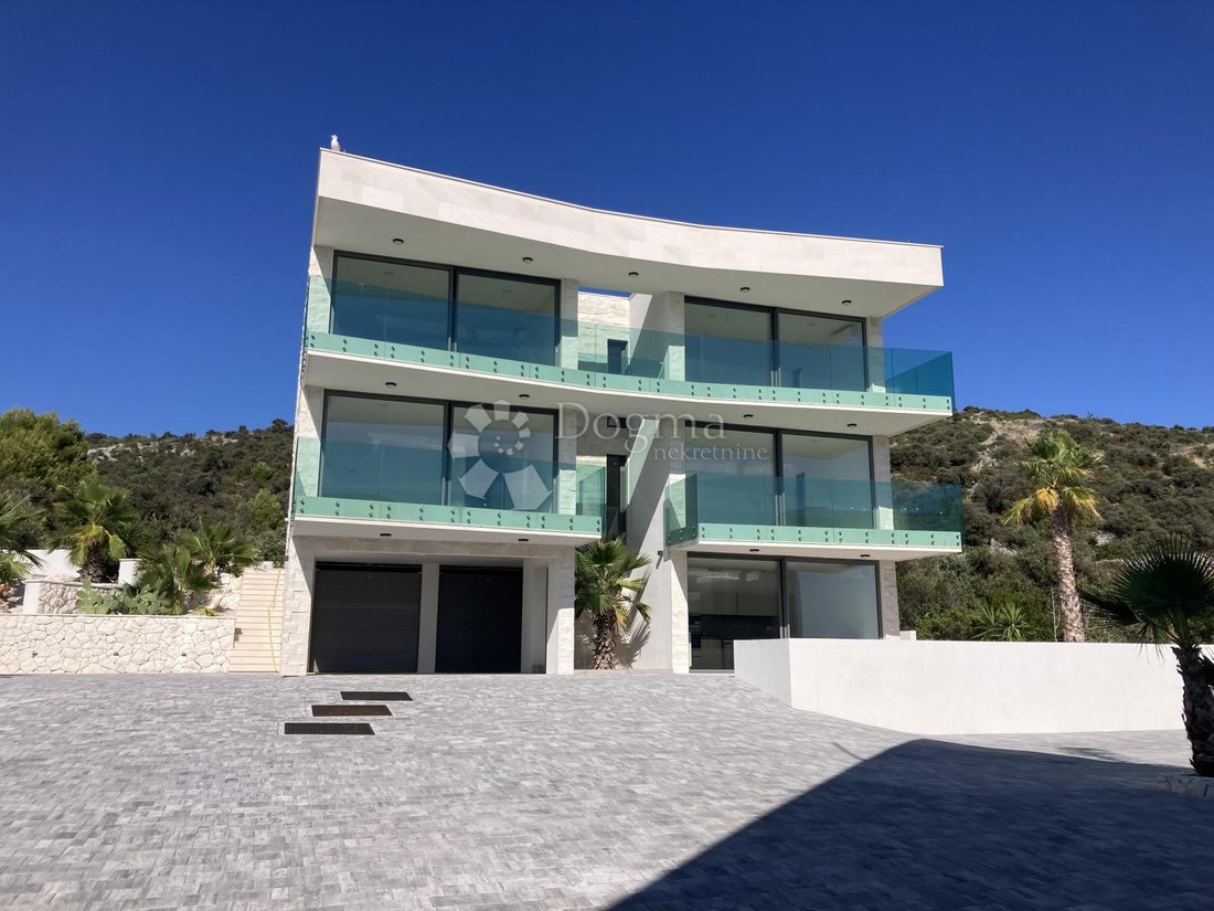 Apartment in Razanj, Sibenik-Knin County, Croatia 2 - 15367304