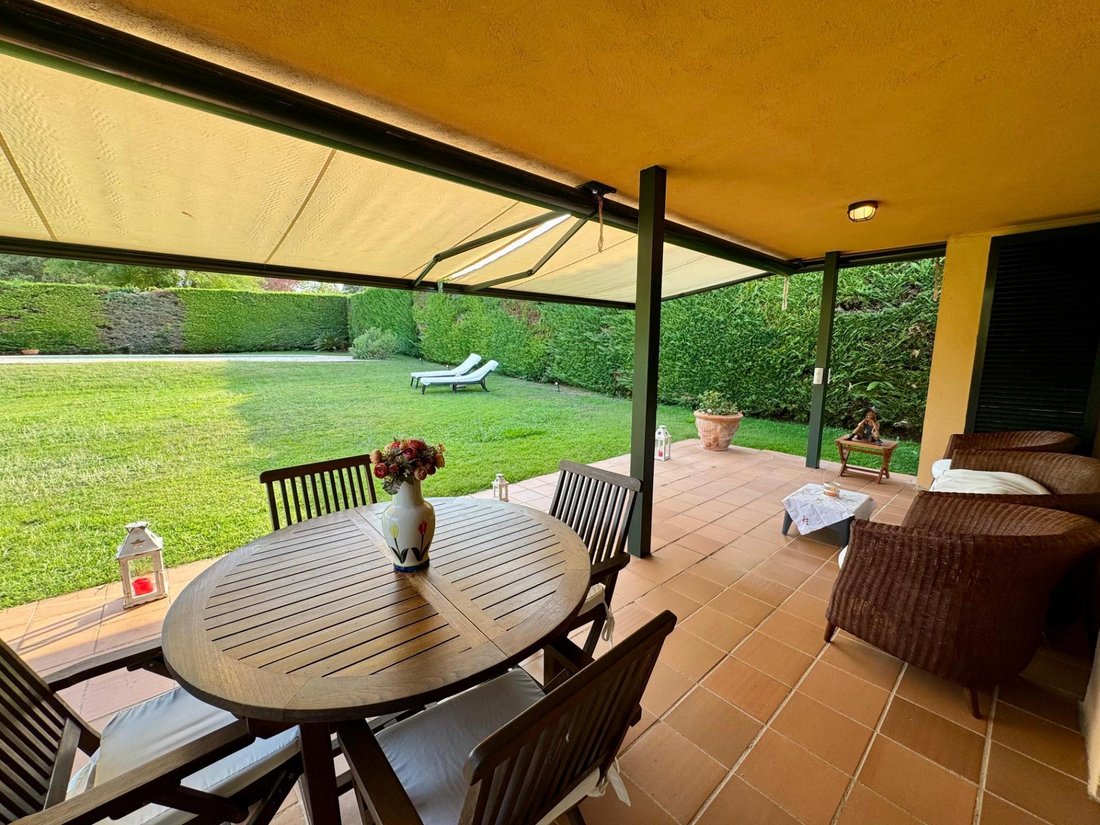 Villa in Navata, Catalonia, Spain 4 - 16100900