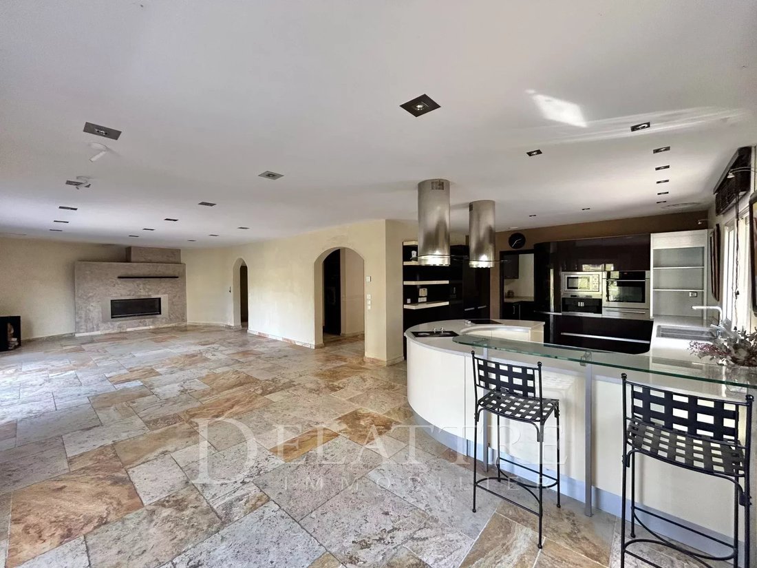 Villa in Sud, Roquefort-les-Pins, France 5 - 16102304