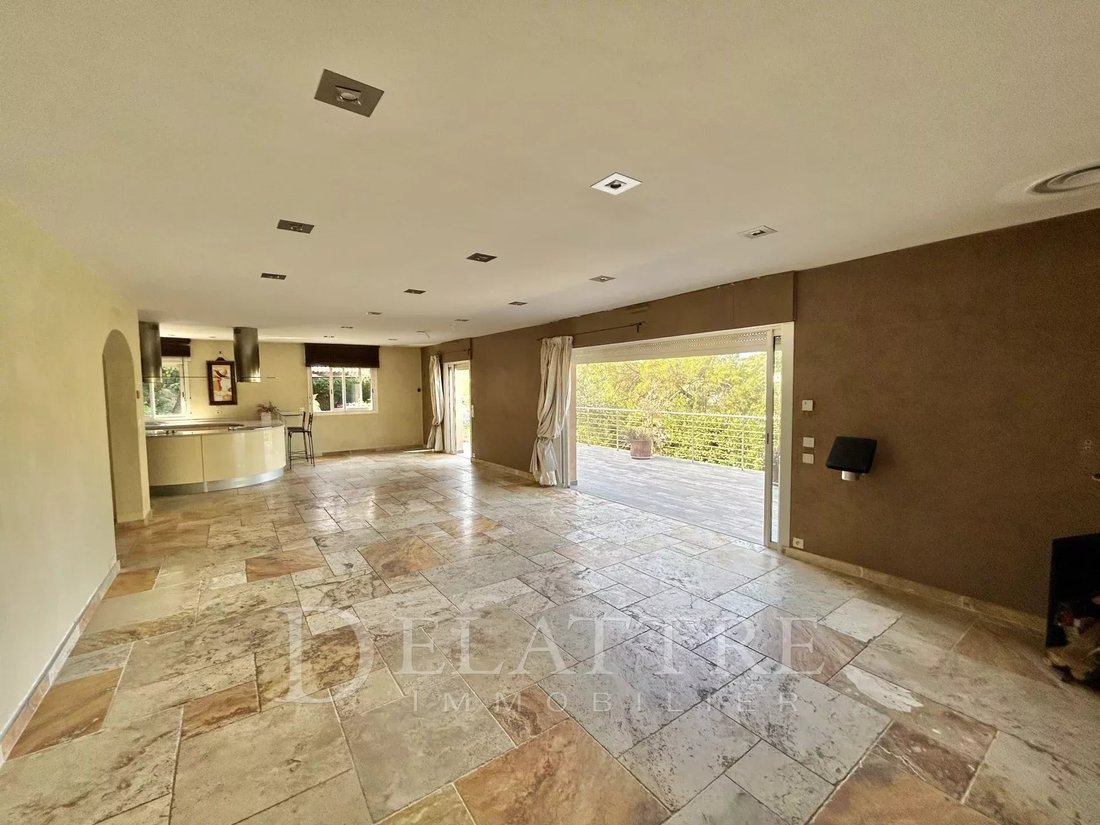 Villa in Sud, Roquefort-les-Pins, France 2 - 16102304