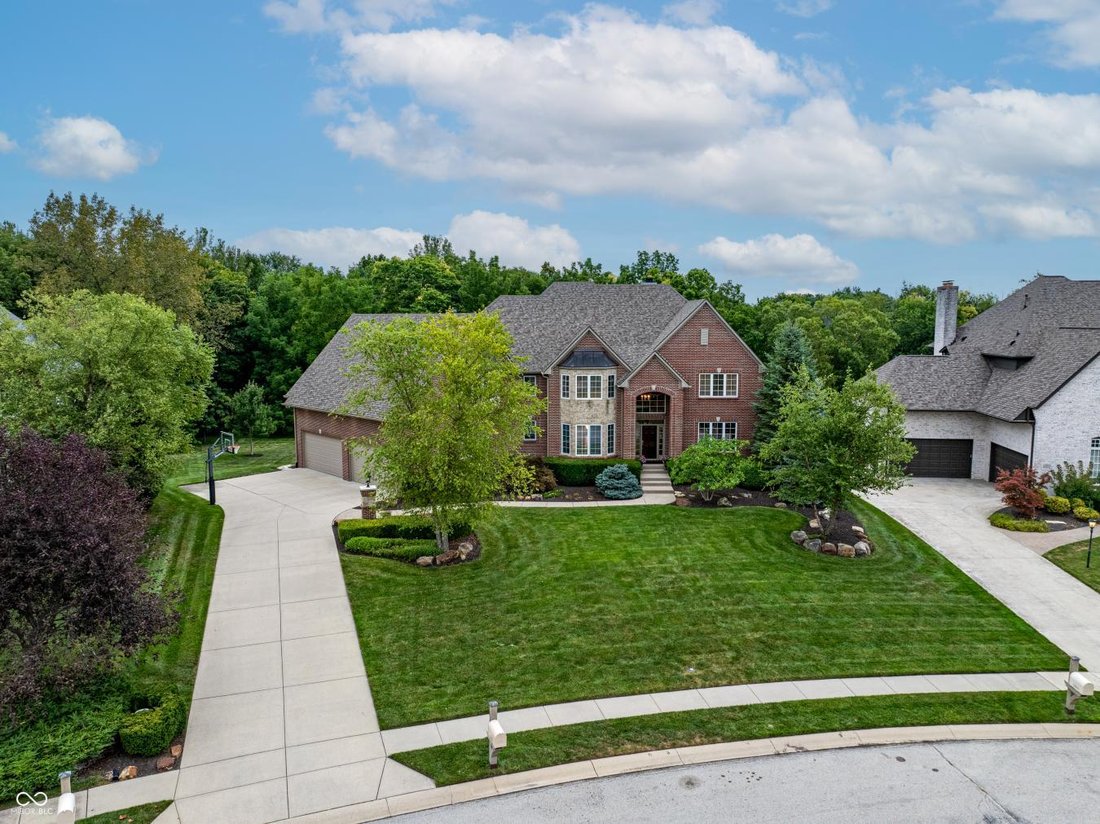 House in Carmel, Indiana, United States 3 - 16102677