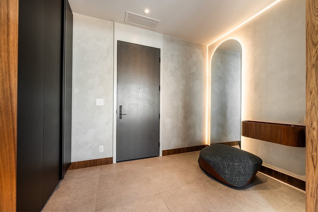 Condo in Montreal, Quebec, Canada 2 - 16102100