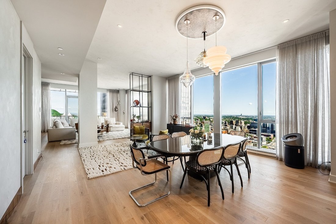 Condo in Montreal, Quebec, Canada 1 - 16102100