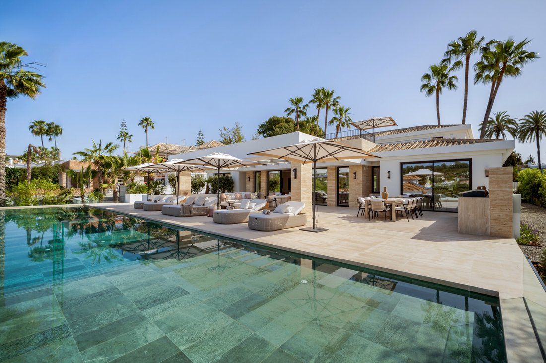 Villa in Marbella, Andalusia, Spain 5 - 16102247