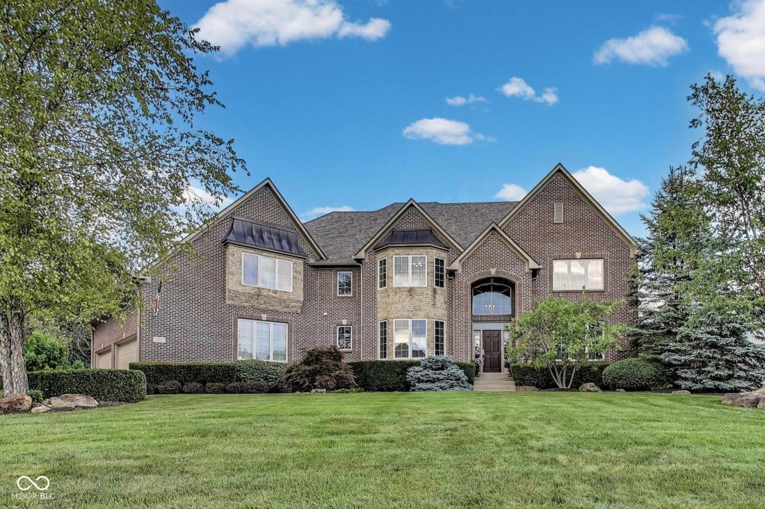 House in Carmel, Indiana, United States 4 - 16102677