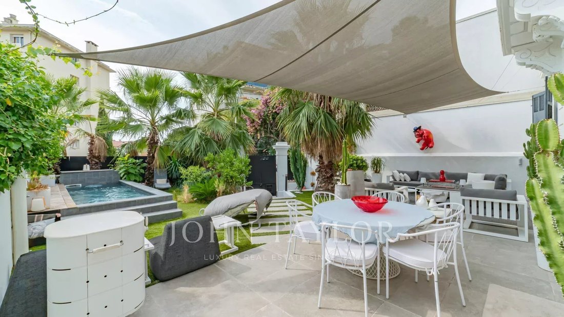 House in Cannes, Provence-Alpes-Côte d'Azur, France 2 - 16102438