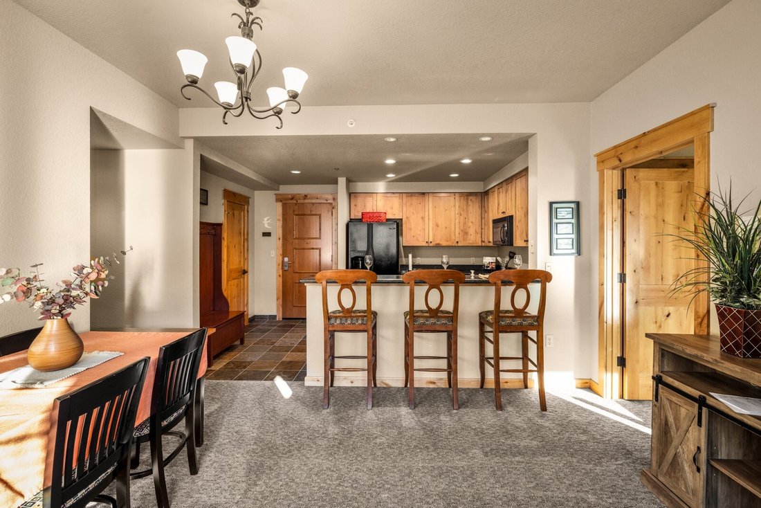 Condo in Whitefish, Montana, United States 5 - 16102796