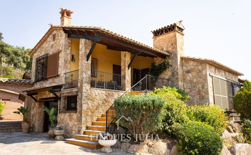 House in Santa Cristina d'Aro, Catalonia, Spain 1
