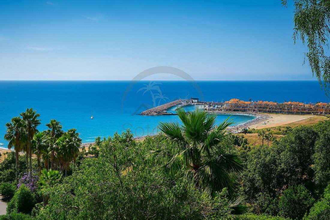 Chalet in Sotogrande, San Roque, Andalusia 3 - 16103564