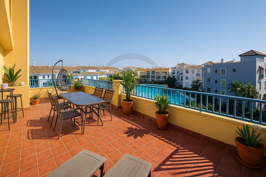 Penthouse in Sotogrande, San Roque, Andalusia 1 - 16090879