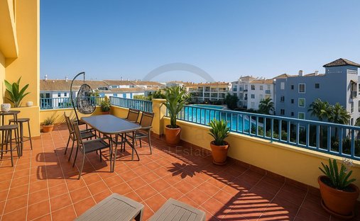 Penthouse in Sotogrande, San Roque, Andalusia 1