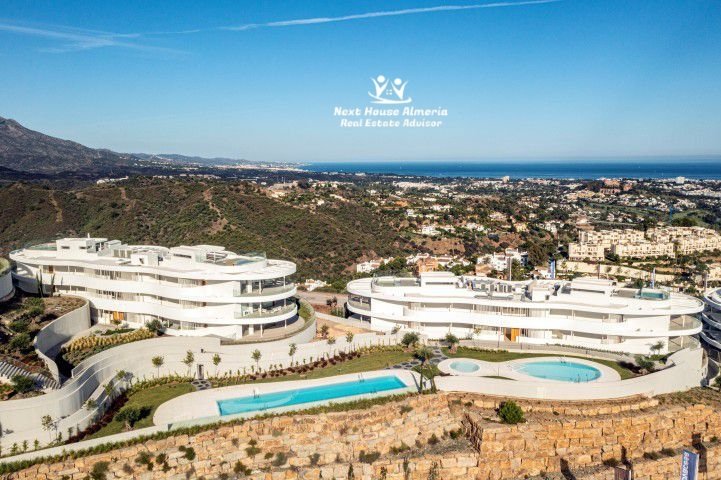 Apartment in La Quinta, Benahavis, Andalusia 5 - 16103512