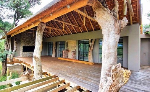 House in Hoedspruit, Limpopo, South Africa 1
