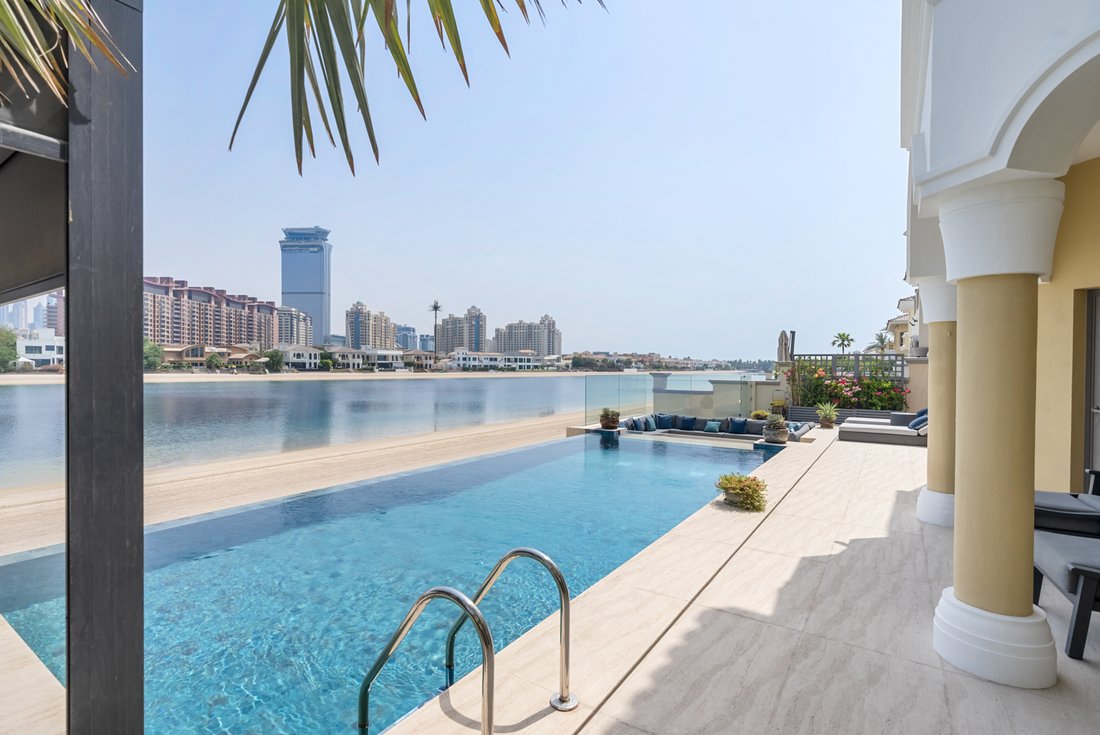 Villa in Palm Jumeirah, Dubai, United Arab Emirates 2 - 16103638