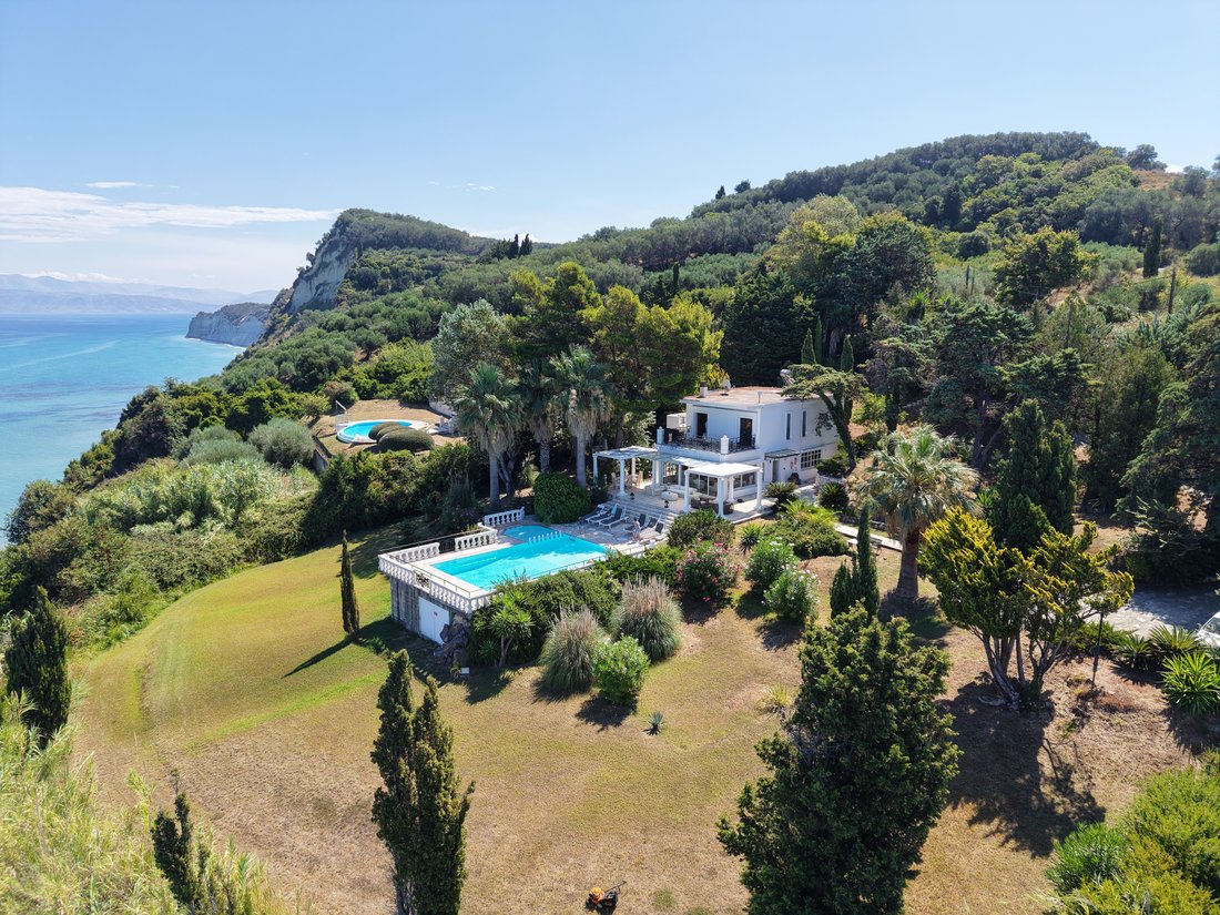 Casa a Northern Corfu, Peloponnese, Western Greece and the Ionian, Grecia 3 - 16103646