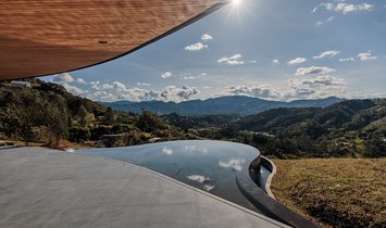 Villa in Medell�n, Antioquia, Colombia 2