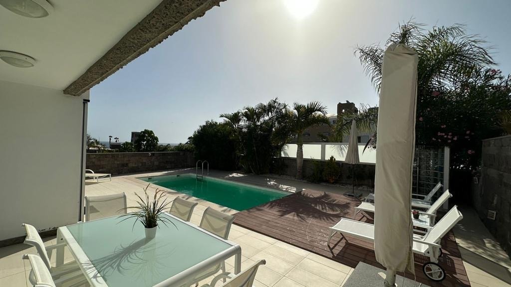 Villa in Costa Adeje, Adeje, Canary Islands 4 - 16104682