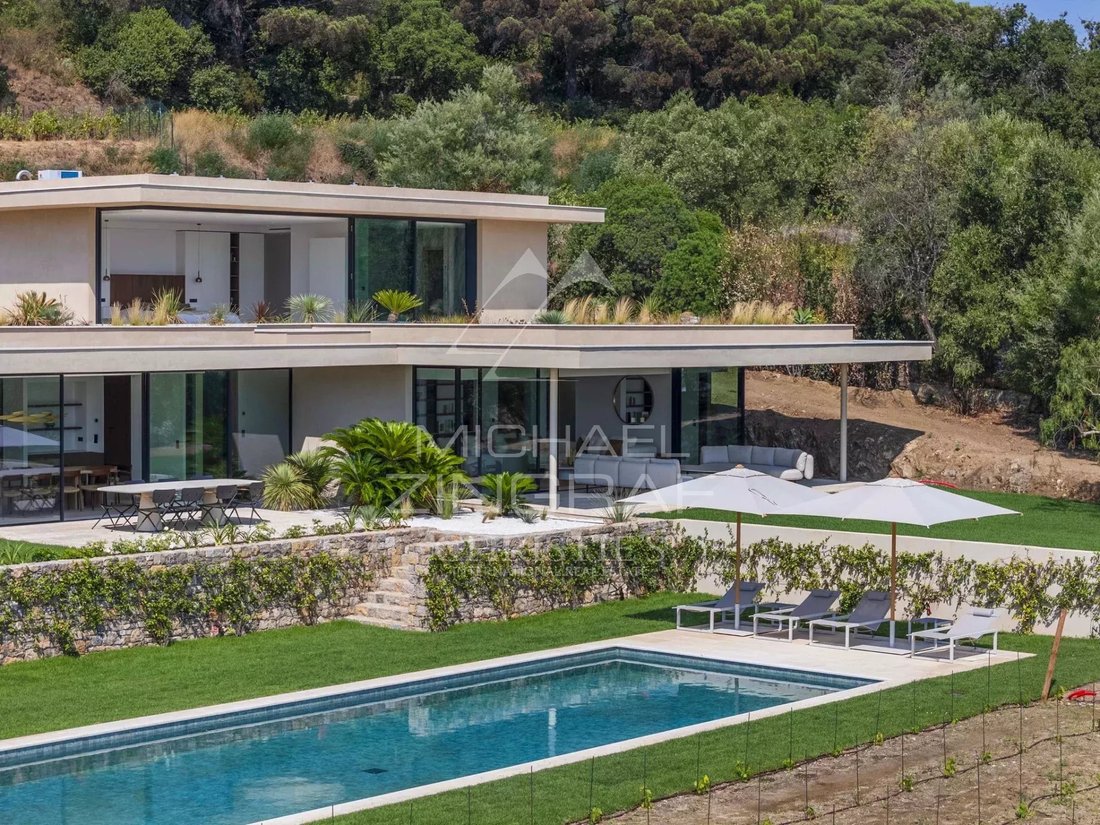 Estate in Ramatuelle, Provence-Alpes-Côte d'Azur, France 2 - 16103889