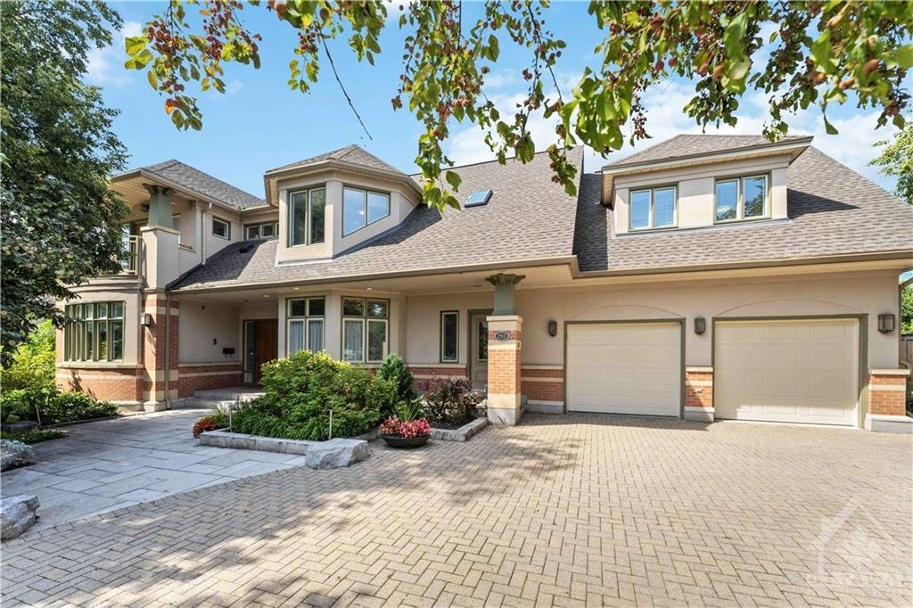 House in Ottawa, Ontario, Canada 1 - 16103811