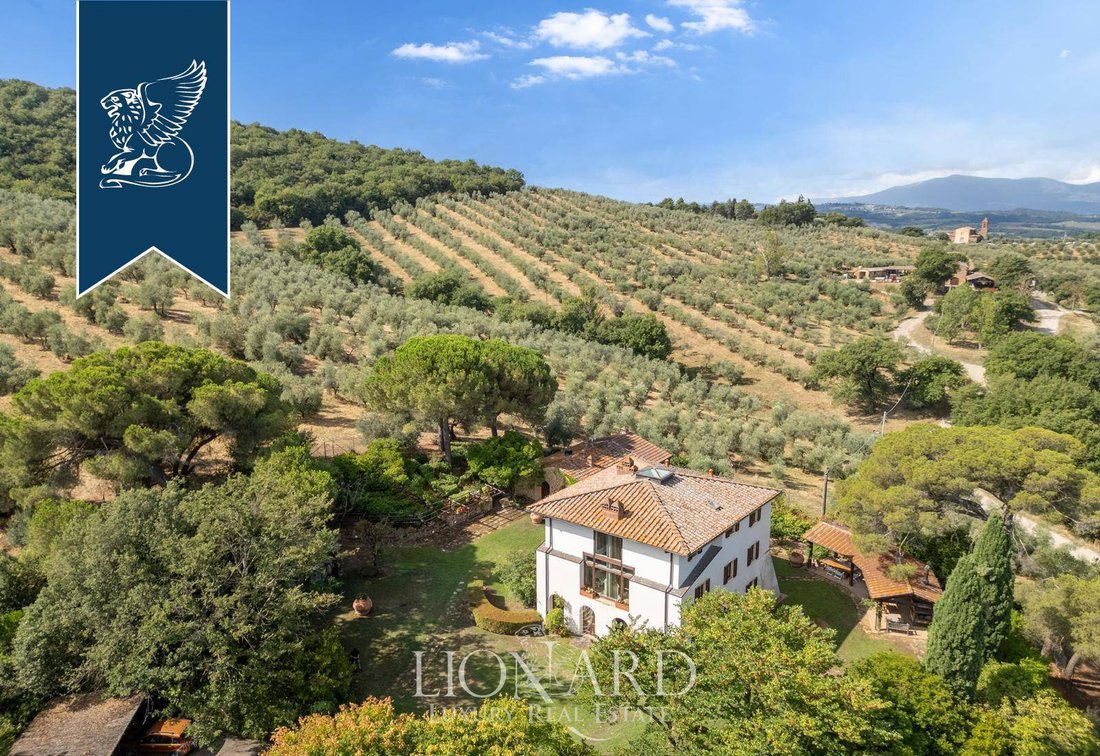 Villa in Castiglione del Lago, Umbria, Italy 1 - 16105550