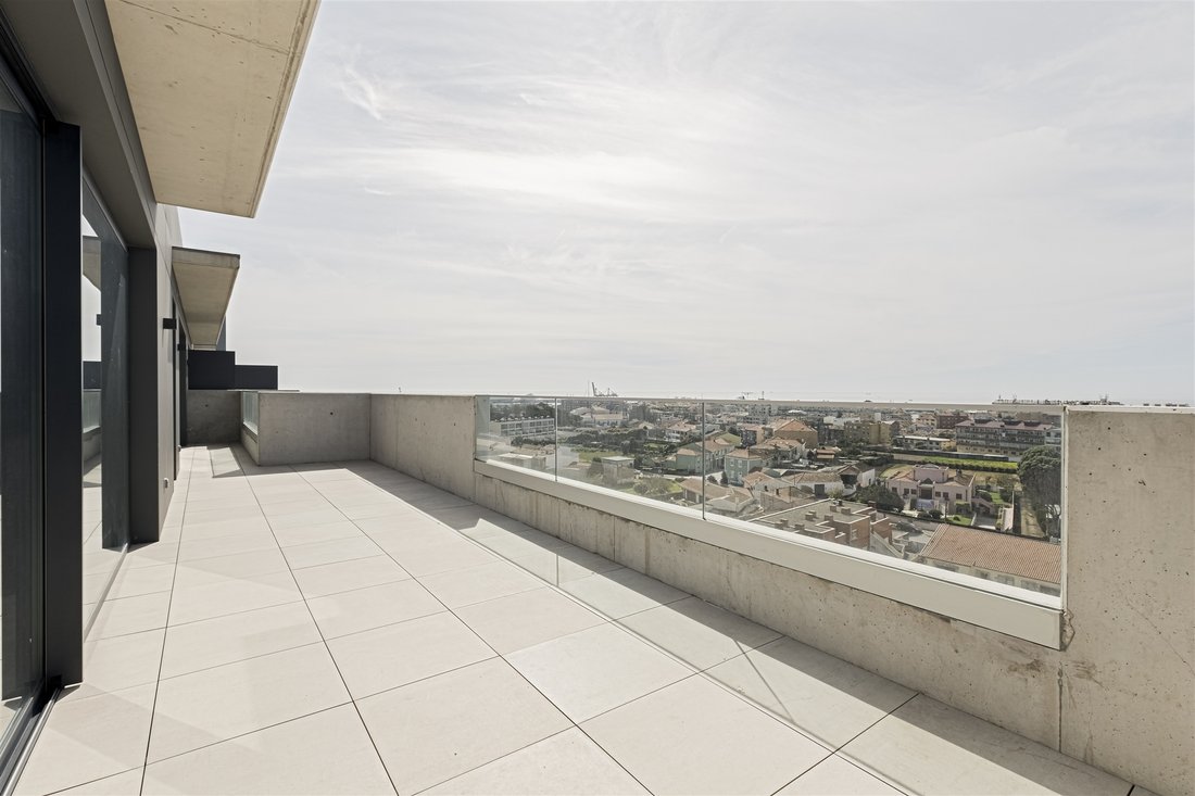 Apartment in Matosinhos e Leca da Palmeira, Porto District, Portugal 1 - 16103874