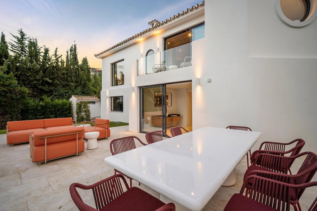 Villa in Nueva Andalucia, Marbella, Spain 3 - 16105389