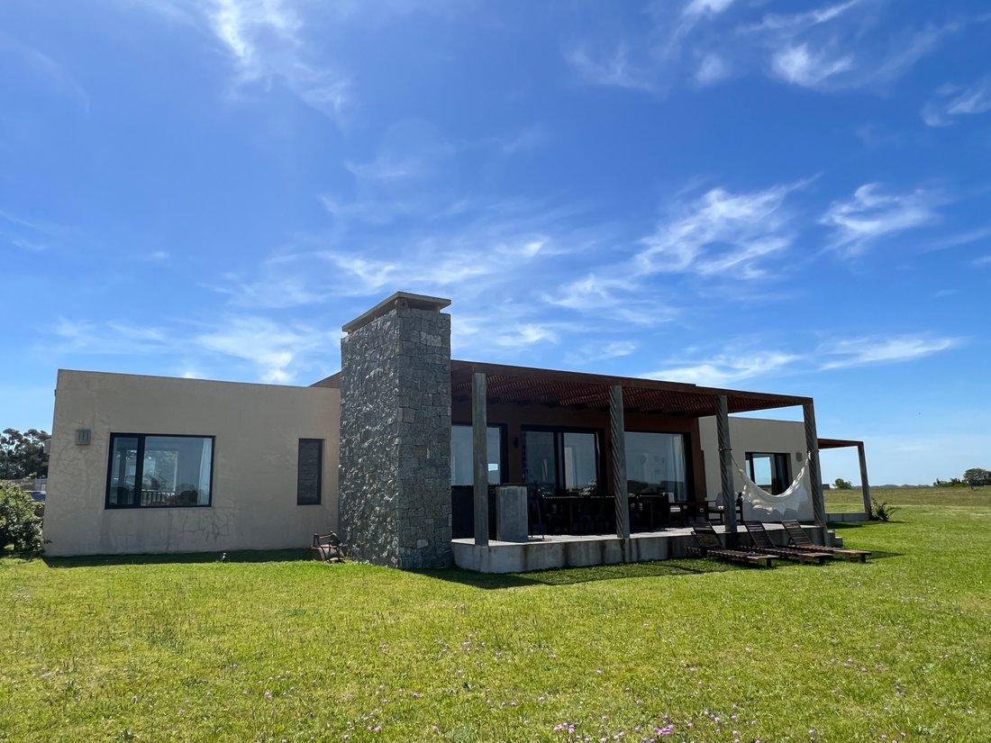House in Chacras del Golf, Maldonado Department, Uruguay 1 - 16103712