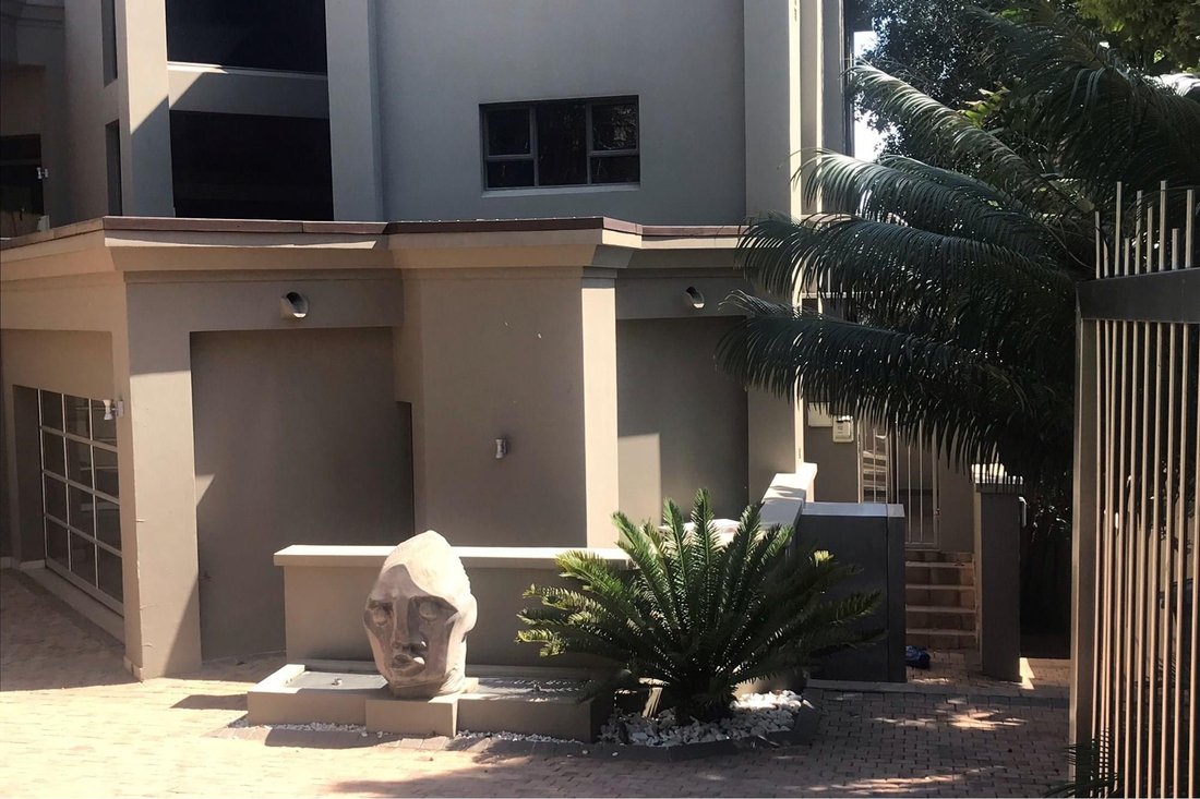House in Woodhill Golf Estate, Gauteng, South Africa 5 - 16106502