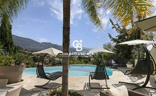 Villa in Village-Cros de Caste-Coupiere-Mont Gros, Roquebrune-Cap-Martin, France 1