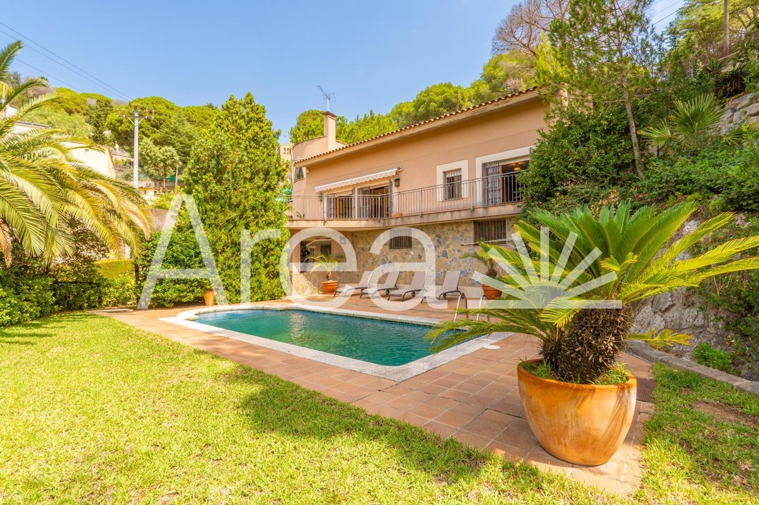 Villa in Mataro, Catalonia, Spain 1 - 16105037