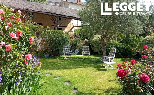 Chateau Château In Deux Sèvres