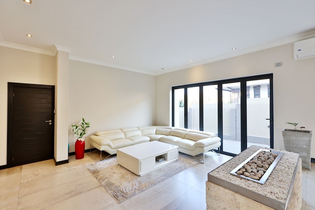 House in The Villas Waterfall 1, Gauteng, South Africa 4 - 16106052