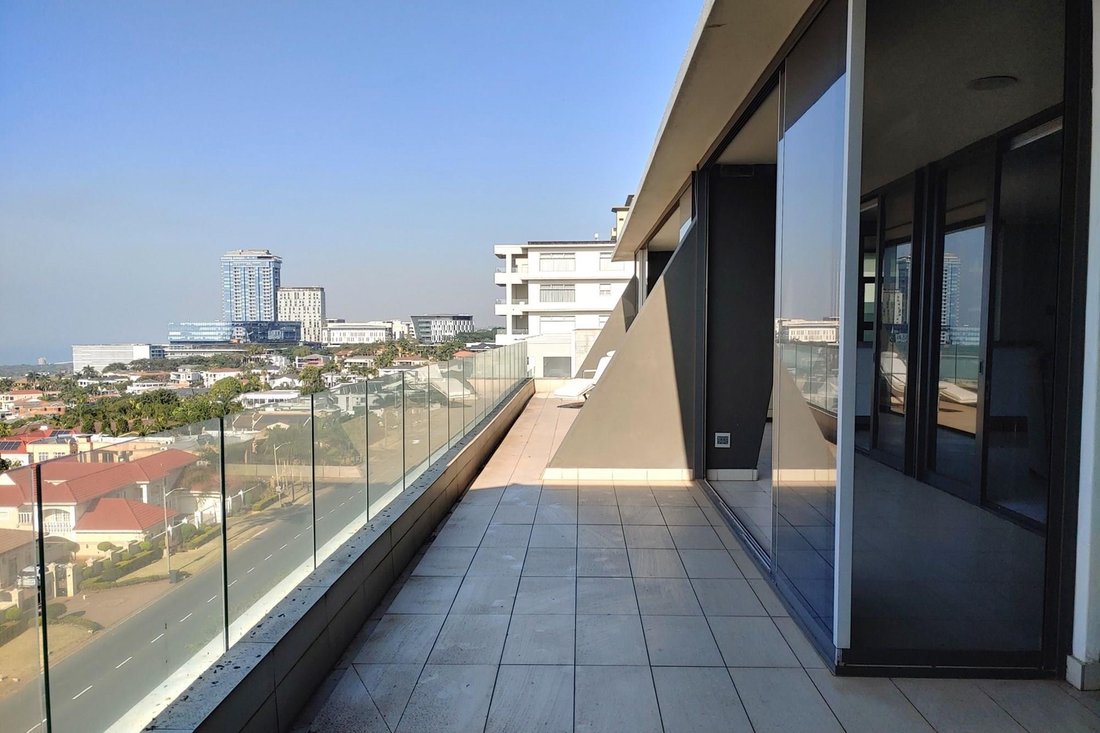 Penthouse in Umhlanga Ridge, KwaZulu-Natal, South Africa 2 - 16106418