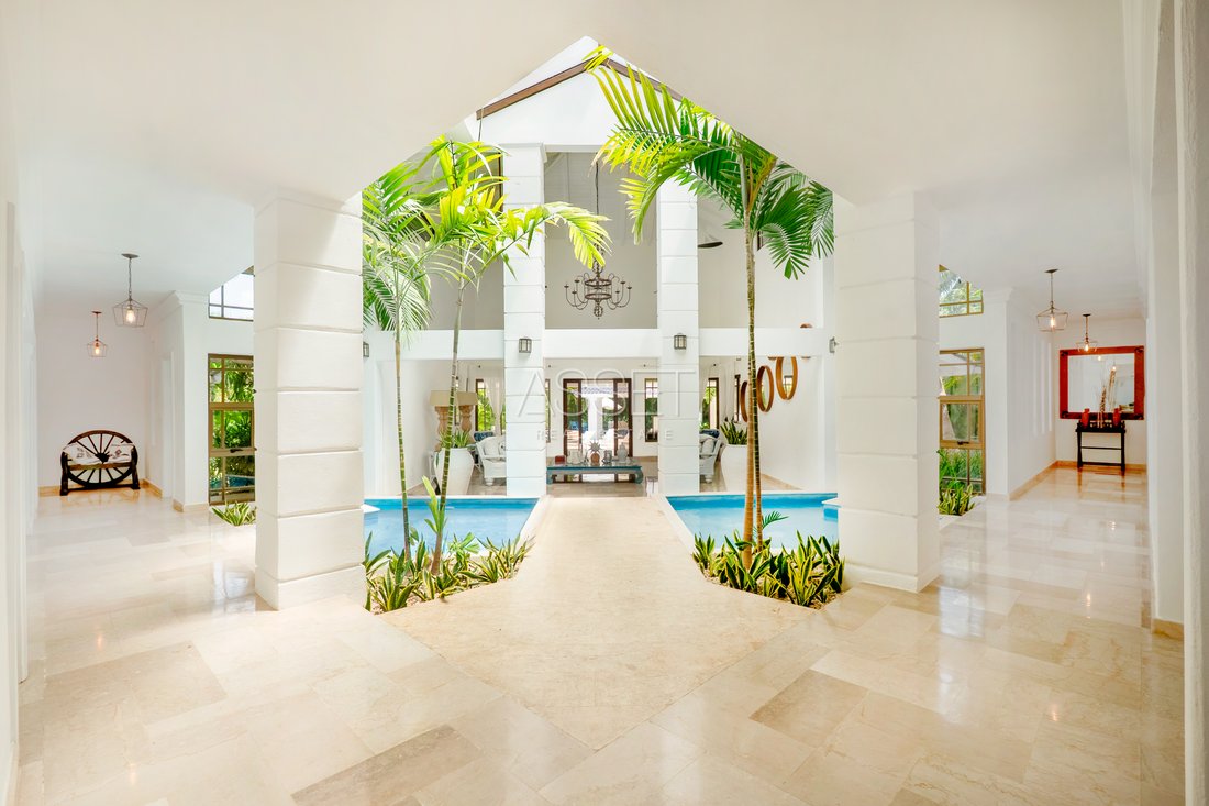 Villa in La Romana, La Altagracia Province, Dominican Republic 2 - 16104764