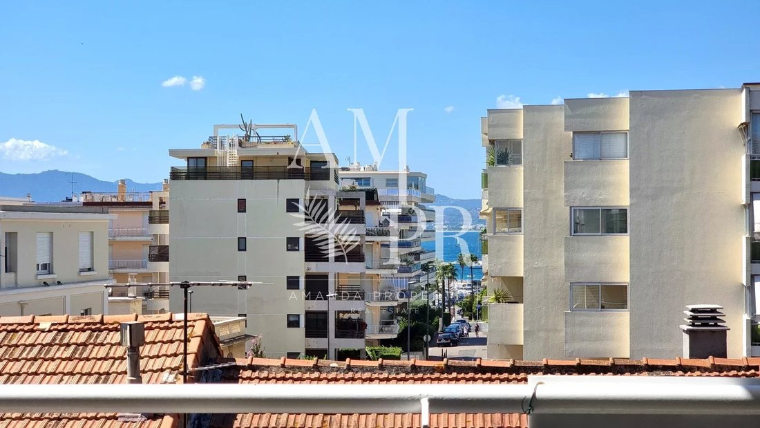 Apartment in Cannes, Provence-Alpes-Côte d'Azur, France 2 - 15875600