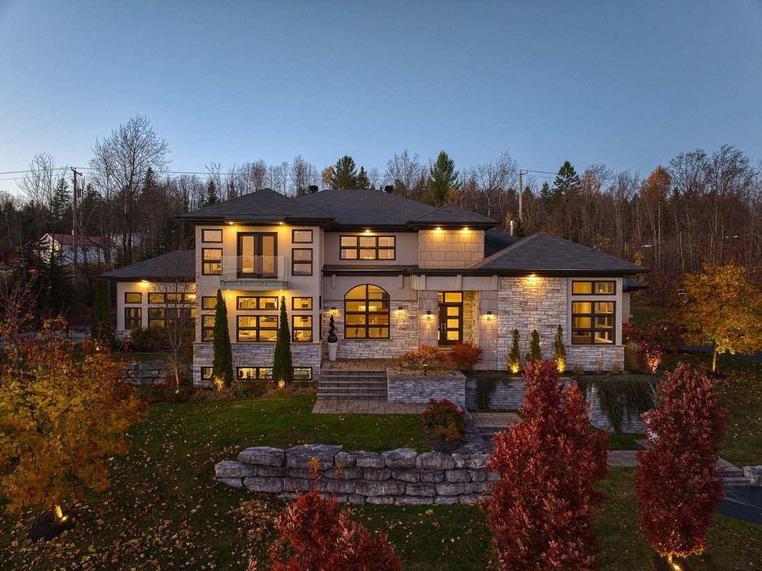 House in Thetford Mines, Quebec, Canada 3 - 14870091
