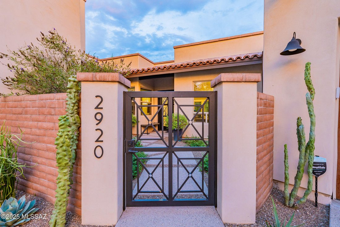 House in Tucson, Arizona, United States 2 - 16103981