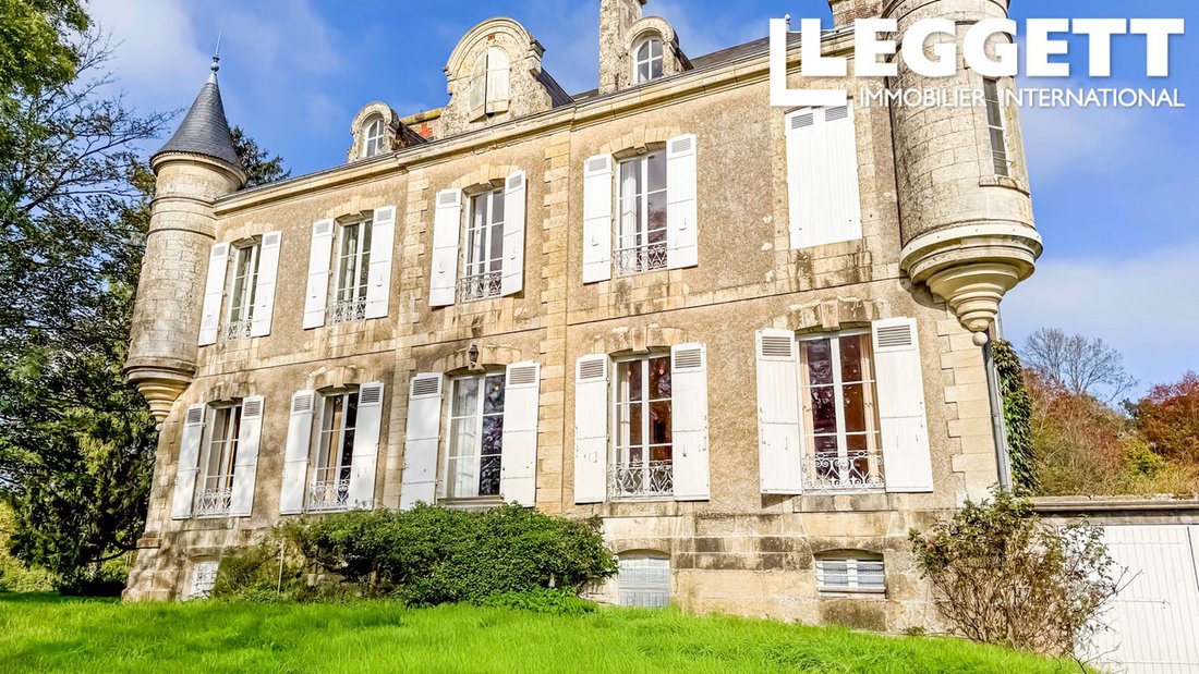 Le Rêve en Pierre: A Storybook Château in Nouvelle-Aquitaine’s Golden Light