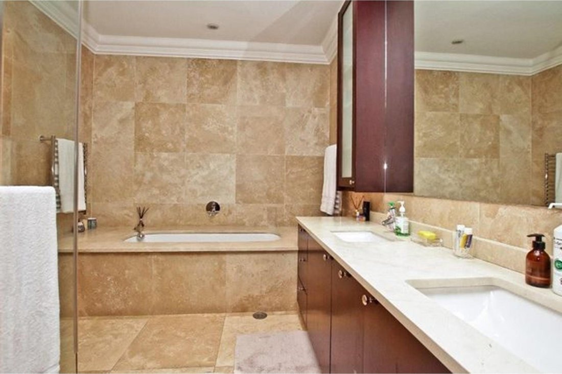 Apartment in Sandown, Gauteng, South Africa 5 - 16107869