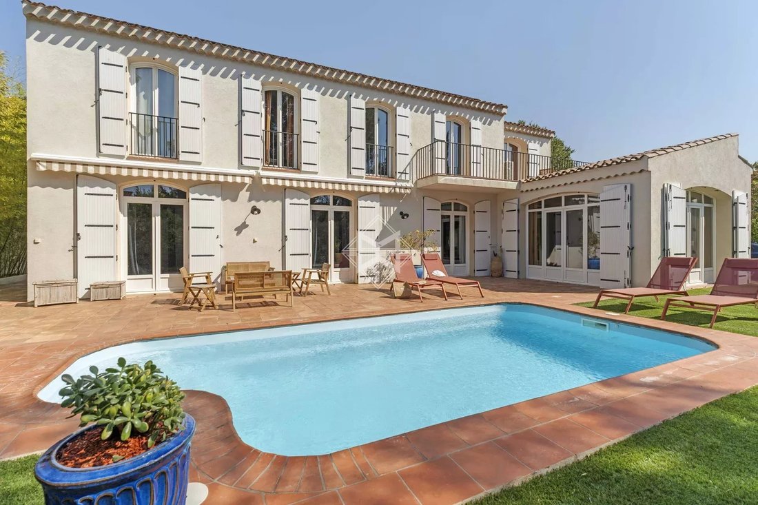 Villa in Cap Brun, Toulon, France 2 - 16076912