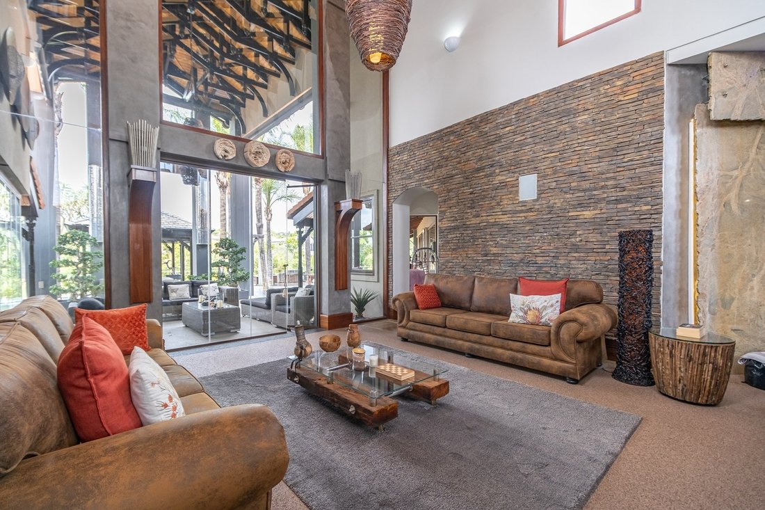 House in Eagle Canyon Golf Estate, Gauteng, South Africa 4 - 16107172