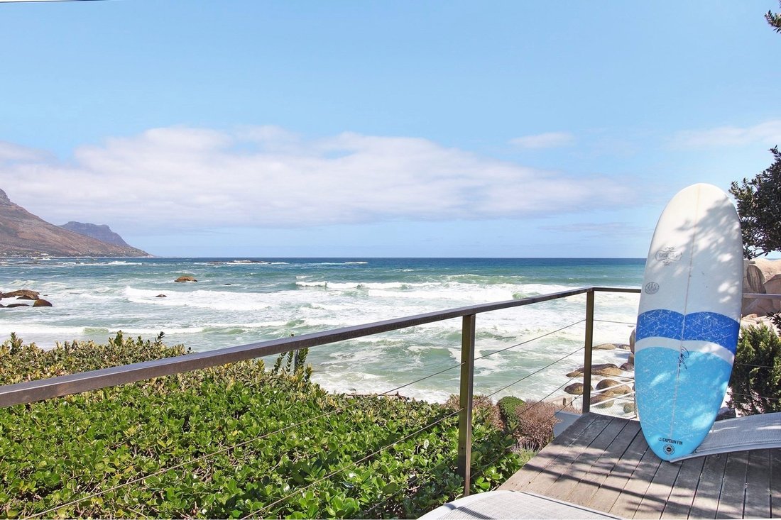 House in Glen Beach, Bakoven, Cape Town 2 - 16106477