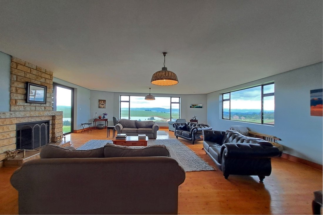House in Leonard, KwaZulu-Natal, South Africa 3 - 16107924