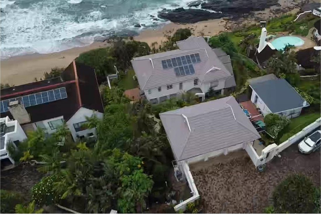 House in Sheffield Beach, KwaZulu-Natal, South Africa 5 - 16106485