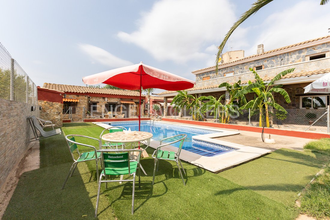 House in Casinos, Valencian Community, Spain 2 - 16105815