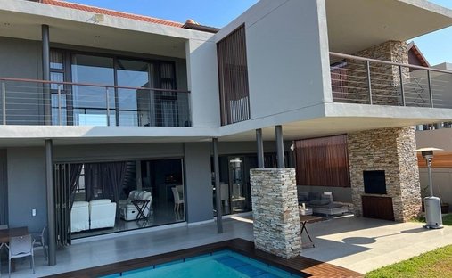 House in Blackburn, KwaZulu-Natal, South Africa 1