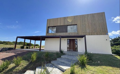House in Chihuahua, Maldonado Department, Uruguay 1