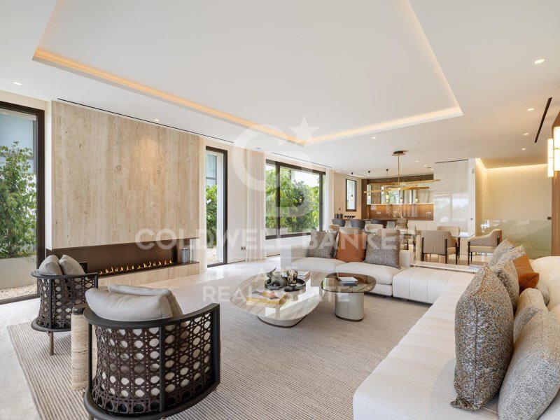 Apartment in Marbella, Andalusia, Spain 3 - 16105422