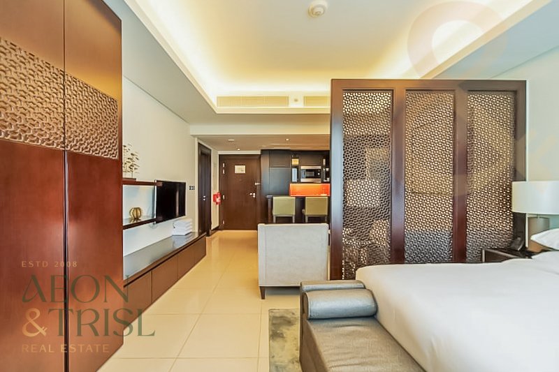 Apartment in Naif, Dubai, United Arab Emirates 1 - 16104330