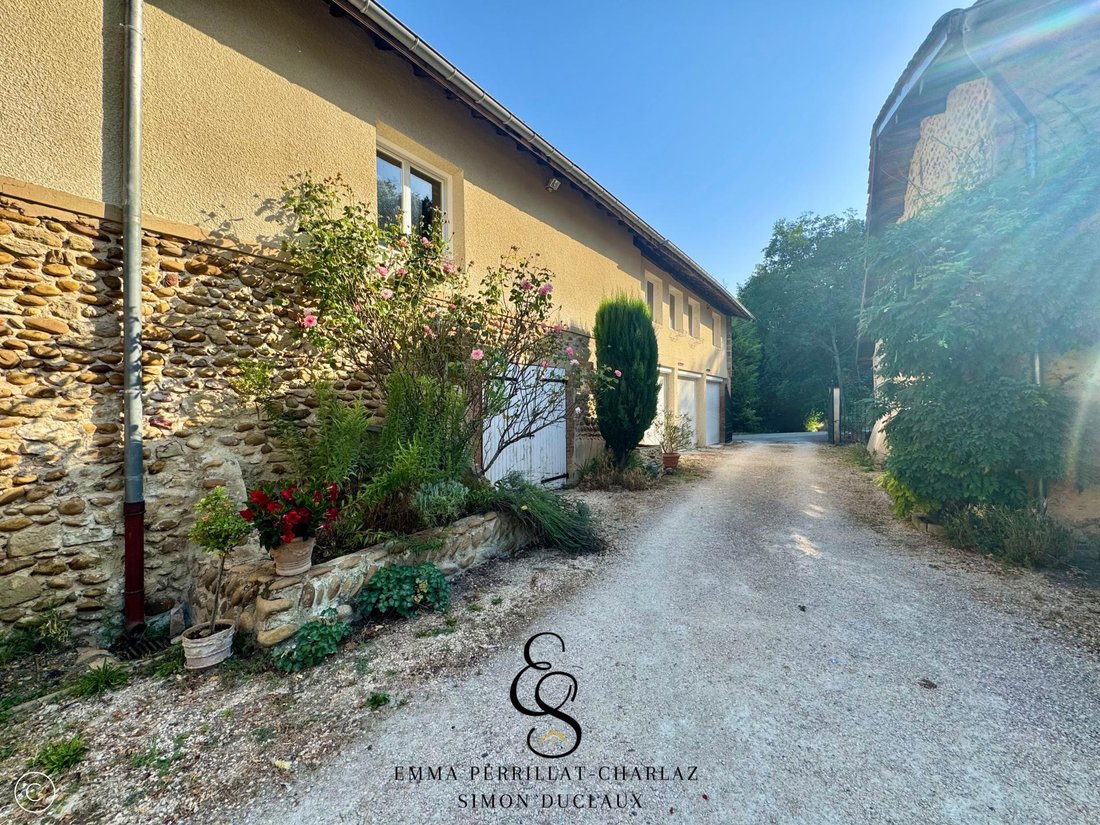 House in Beausemblant, Auvergne-Rhône-Alpes, France 2 - 16104712